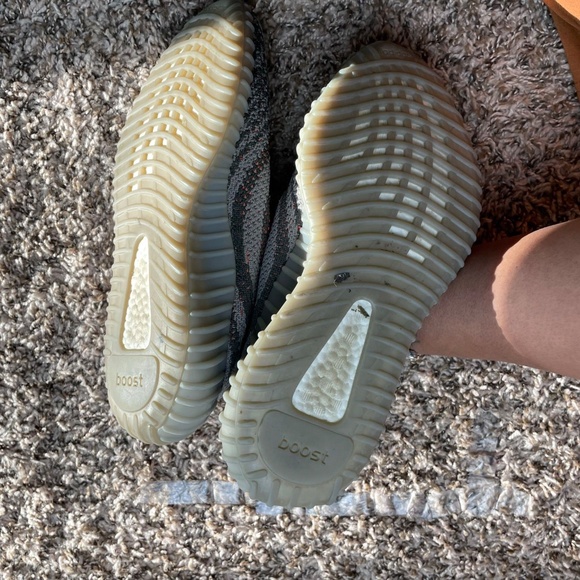 Size 8 - adidas Yeezy Boost 350 V2 Low Beluga Reflective No Box